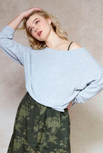 Load image into Gallery viewer, sweater-light-gray