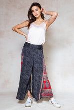 Load image into Gallery viewer, lovely-red-gray