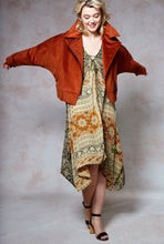 Load image into Gallery viewer, corduroy-brown