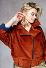 Load image into Gallery viewer, corduroy-brown