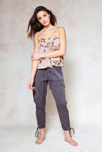 Load image into Gallery viewer, chalk-gray