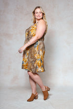 Load image into Gallery viewer, floral-wind