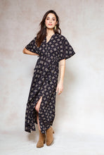 Load image into Gallery viewer, black-tuareg