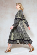 Load image into Gallery viewer, lucinda-black-cream