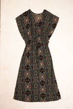 Load image into Gallery viewer, t-bwd-v2