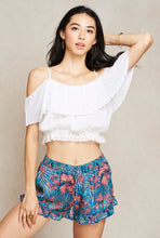 Load image into Gallery viewer, White