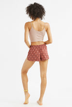 Load image into Gallery viewer, coralstromboli