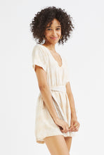 Load image into Gallery viewer, cream-pie