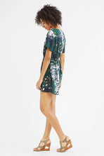 Load image into Gallery viewer, green-tree