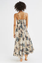 Load image into Gallery viewer, beige-spring