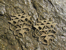 Load image into Gallery viewer, brass