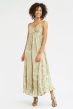 Load image into Gallery viewer, palest-petal