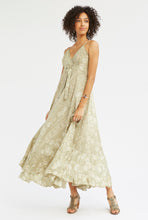 Load image into Gallery viewer, palest-petal