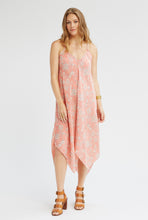 Load image into Gallery viewer, palest-blush