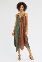 Load image into Gallery viewer, wild-vine