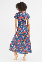 Load image into Gallery viewer, blueredjunglerose